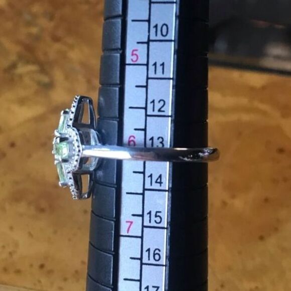 Natural Mint Garnet Moissanite Sterling Silver Ring Size 6 - Picture 7 of 9